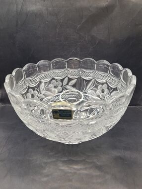 Vintage Lausitzer Lead Crystal Hand Cut Bowl East Germany 8.5” Floral Scalloped